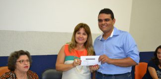 Ronaldinho é eleito o novo presidente