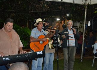 Radialista promove artistas de Goiatuba