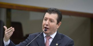 Deputado Federal José Nelto denuncia Aneel por querer cobrar a luz do sol