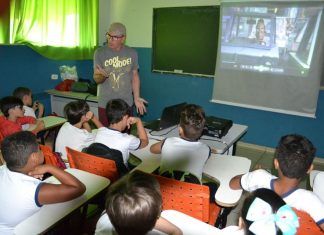Professor Bione faz a 3ª edição do Programa Cine Clube