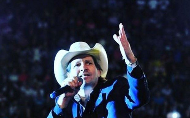 Morre a lenda do rodeio “Asa Branca”