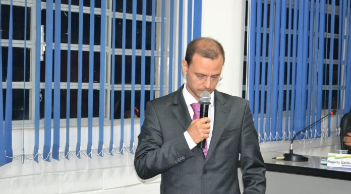 DESCONTENTES DO PSDB PODEM APOIAR GABRIEL FALEIROS PARA PREFEITO DE GOIATUBA