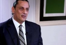 Na versão do advogado, Bolsonaro não é cúmplice nem culpado, apenas bobo