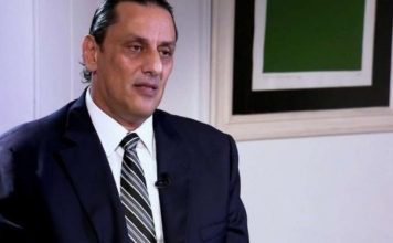 Na versão do advogado, Bolsonaro não é cúmplice nem culpado, apenas bobo