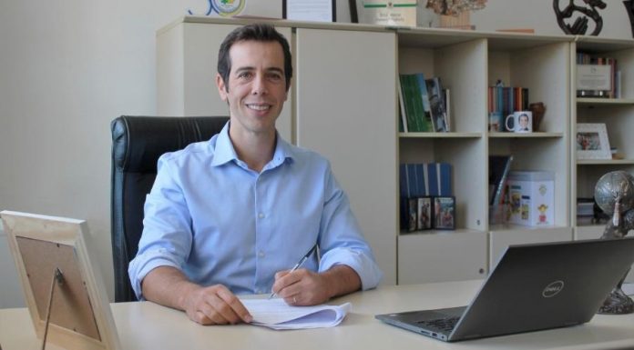 Feder deve ir para o Ministério da Educação