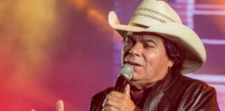 Morre o Cantor Parrerito, do Trio Parada Dura.