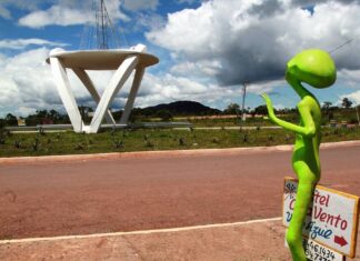 Dinheiro ao Turismo de Goiás