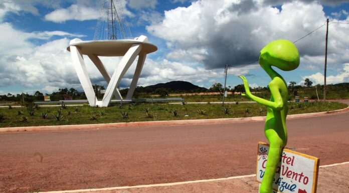 Dinheiro ao Turismo de Goiás