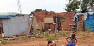 Mais de 400 mil pessoas vivem abaixo da linha da pobreza em Goiás