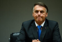 Bolsonaro com suspeita de obstrução intestinal.