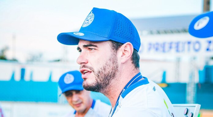 Técnico Ariel Mamede estreia hoje, no Azulão contra o Atlético