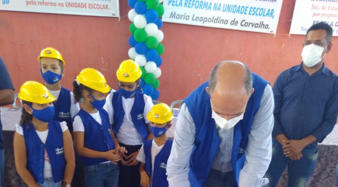 Prefeito de Itumbiara assina ordem de reforma das escolas e anuncia antecipação de pagamento do Funcionalismo, para o dia 25.