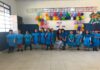 Alunos da Educação Infantil IV de Goiatuba homenageiam seus pais e emocionam as mães.