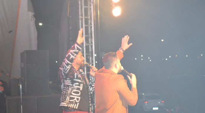 Show de Carvalho e Mariano em Vicentinópólis supera as expectativas da festa