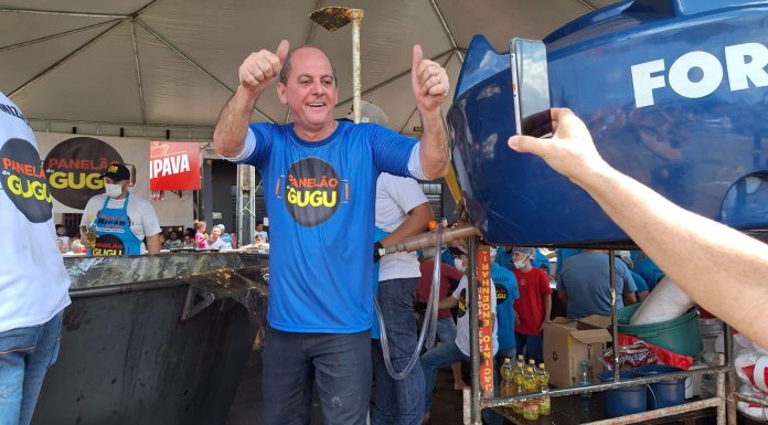 Deputado Gugu Nader comemora aniversário com o ‘Panelão’ para o povo.