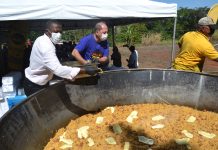 Presidente do SIMUG consegue o “Panelão do GUGU” e deputado anuncia liberação de recursos de 600 mil para Goiatuba.