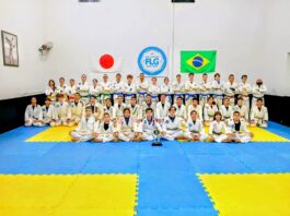 Jiu-jitsu de Goiatuba conquista no 2º lugar entre 36 equipes participantes.