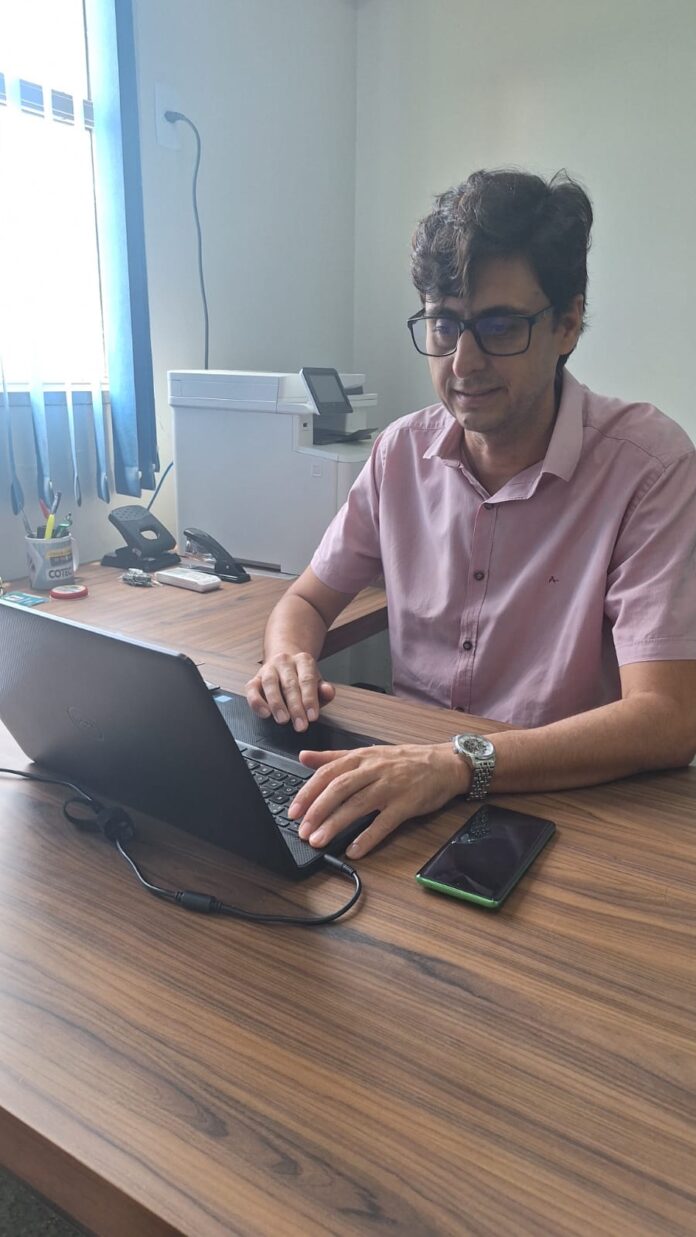 Diretor do Cotec - Flávio Barbosa